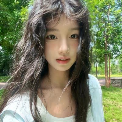 在蓝色时分飞翔